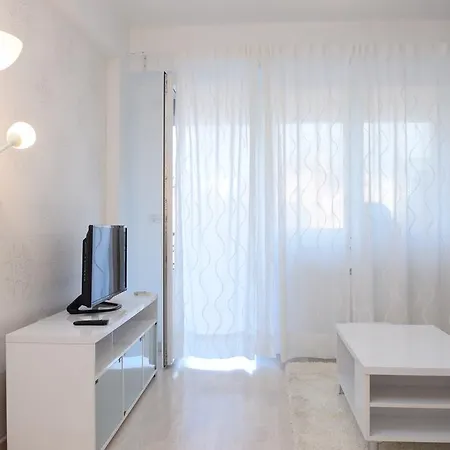 The White Studio Appartement Skopje